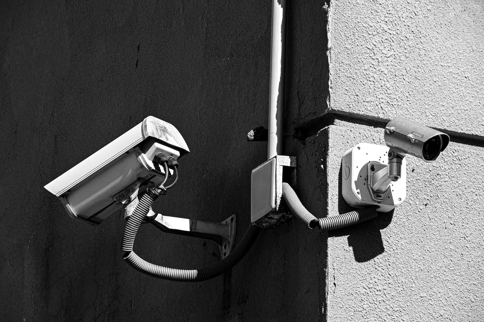 30 Ideas On How To Hide Security Camera Wires Outside